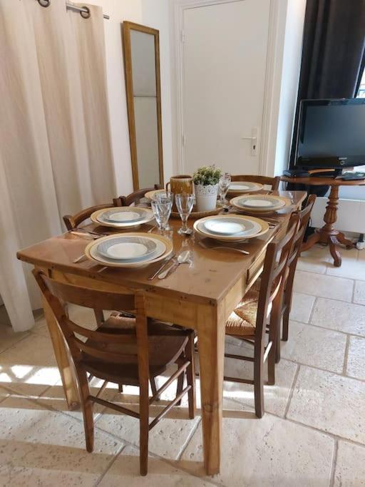 Chez Laurette - Charming Apartment In Historic Village Near Versailles Марли-льо-Роа Екстериор снимка