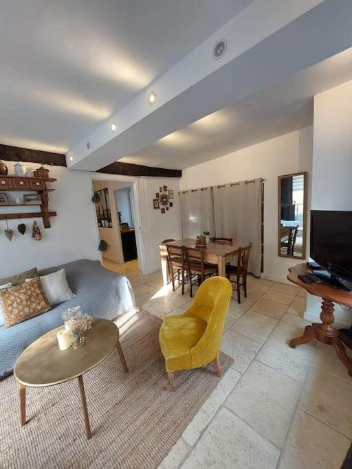 Chez Laurette - Charming Apartment In Historic Village Near Versailles Марли-льо-Роа Екстериор снимка